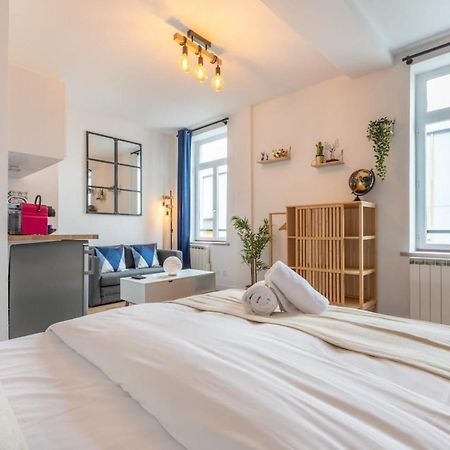 Lille - Quiet&cozy studio! Appartamento Esterno foto