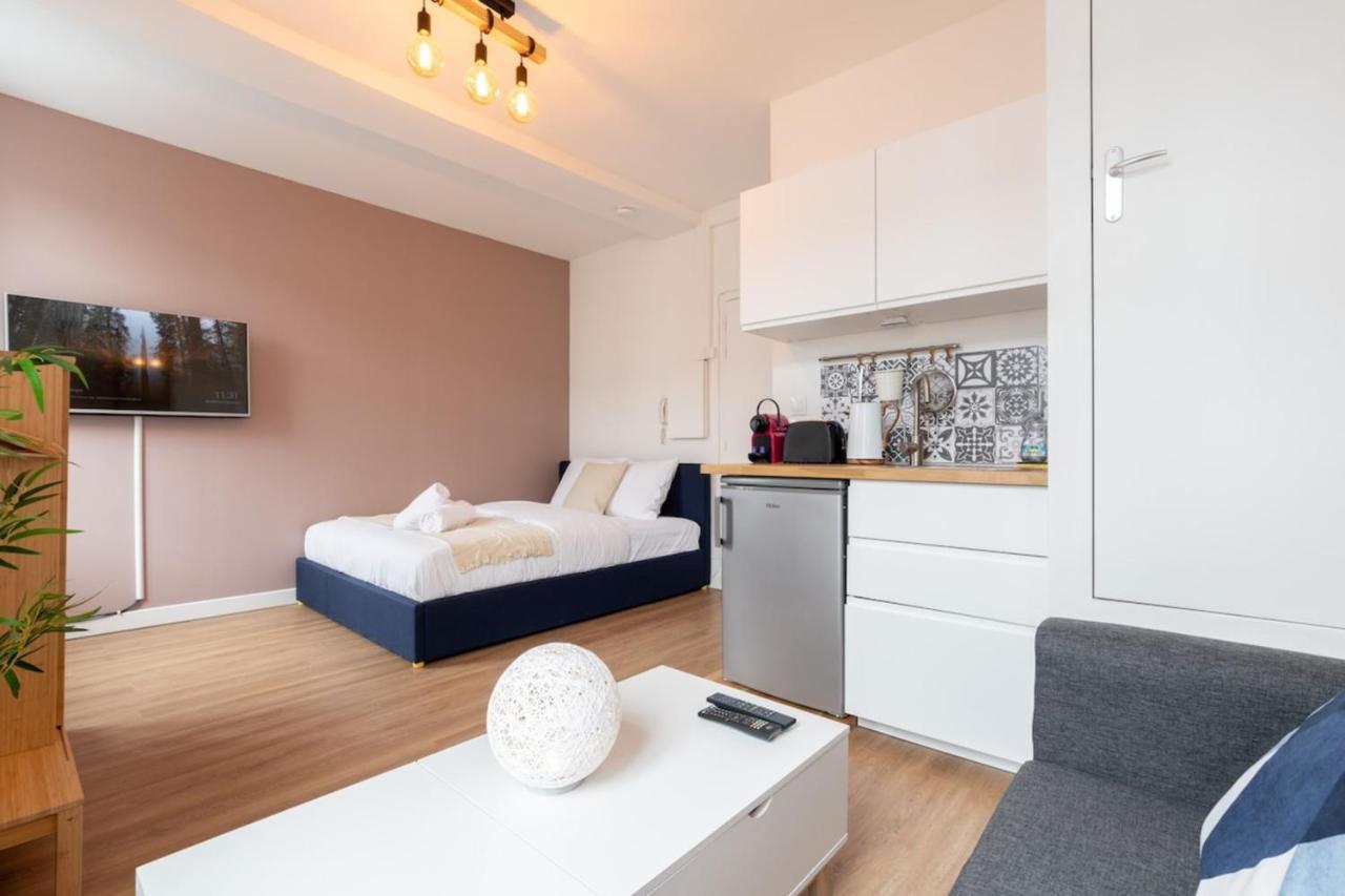Lille - Quiet&cozy studio! Appartamento Esterno foto